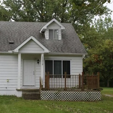 Buy this 4 bed house on 11216 North Nichols Road in Montrose Charter Township, MI 48457