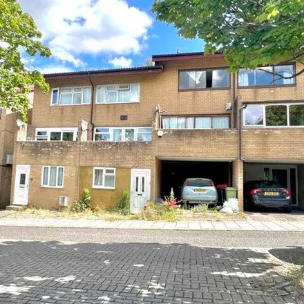 Buy this 4 bed townhouse on Marigold Place in Milton Keynes, MK14 7AB