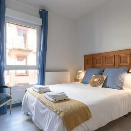 Rent this 3 bed apartment on Calle Iparragirre / Iparragirre kalea in 8, 48901 Barakaldo