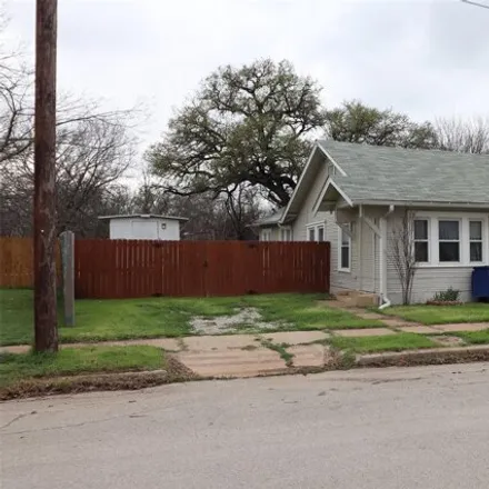 Buy this 3 bed house on 969 1st Street in Brownwood, TX 76801
