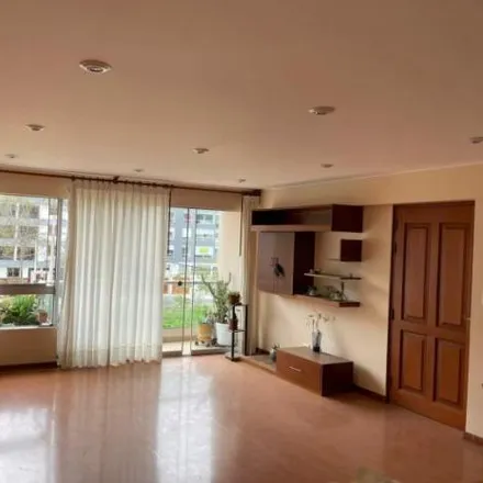 Image 2 - Casa del Dr. Beto, Avenida De los Ingenieros, Santiago de Surco, Lima Metropolitan Area 51015, Peru - Apartment for rent