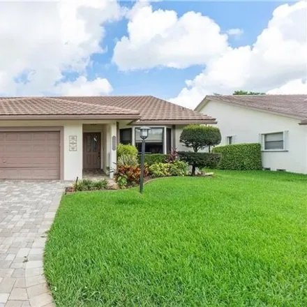 Rent this 3 bed house on 1509 Lakeview Circle in Coral Springs, FL 33071