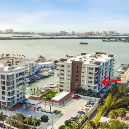 Buy this 2 bed condo on 301 Cedar Street in Clearwater, FL 33755