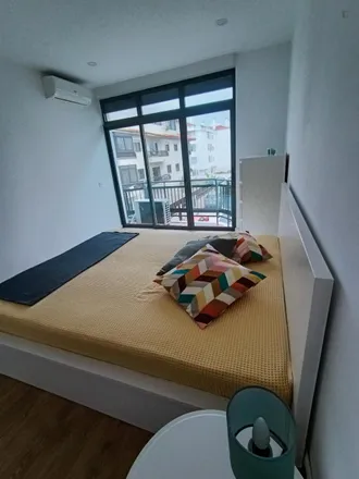 Image 9 - Praceta Ambrizete, 2775-297 Parede, Portugal - Apartment for rent