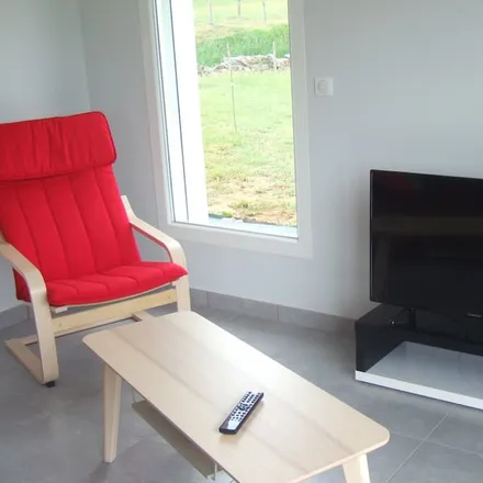 Rent this 1 bed house on Route d'Ayherre in 64240 Bonloc, France