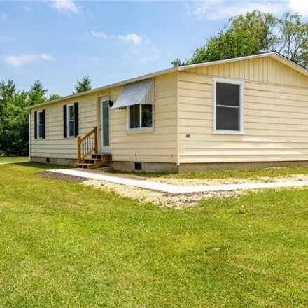 Buy this 3 bed house on 411 Palomino Court in Pheasant Run Village, LaGrange Township