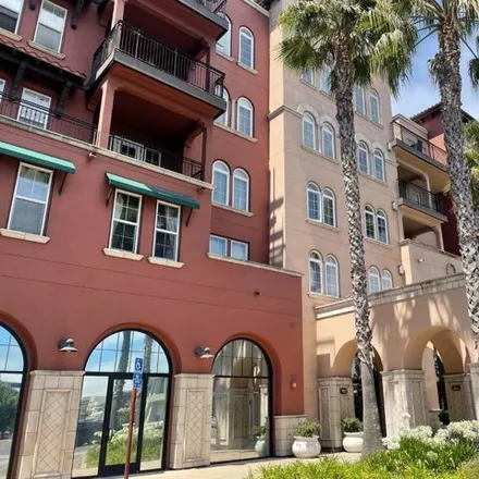 Rent this 2 bed apartment on HSBC in El Camino Real, Millbrae