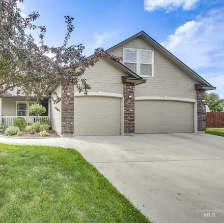 Buy this 3 bed house on 2021 East White Hawk Court in Meridian, ID 83646