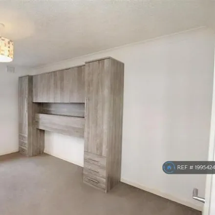 Image 3 - Wheatland Drive, Lanark, ML11 7QG, United Kingdom - Apartment for rent