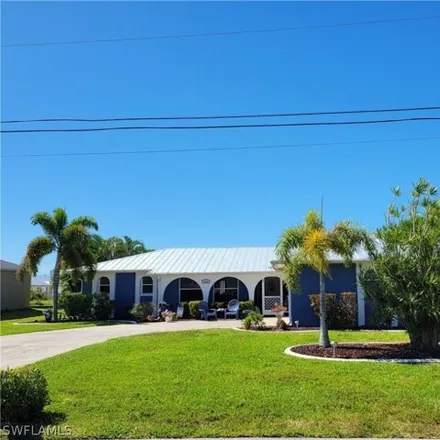 Image 1 - 212 Southeast 1st Terrace, Cape Coral, FL 33990, USA - House for sale