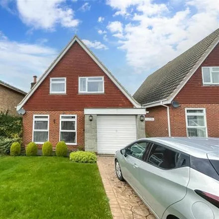 Buy this 4 bed house on High Beeches in Fir Tree Road, Banstead