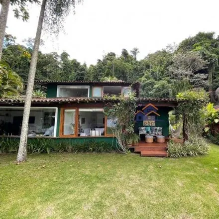 Buy this 3 bed house on Avenida Vereador Benedito Avelino in Vila Divinéia - Vila Nova, Angra dos Reis - RJ