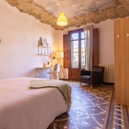 Rent this 4 bed room on Carrer de Mallorca in 306, 08037 Barcelona