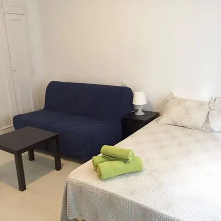 Rent this 1 bed apartment on Madrid in Calle Ministriles, 13