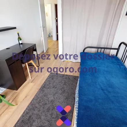 Rent this 3 bed apartment on Rue Paul Éluard in 33600 Pessac, France