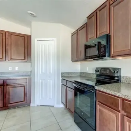 Image 4 - 10663 Standing Stone Drive, Hillsborough County, FL 33598, USA - Room for rent