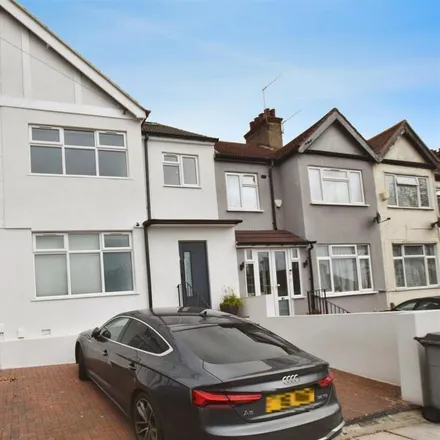 Rent this 1 bed apartment on 96 Park Road in London, NW4 3PH