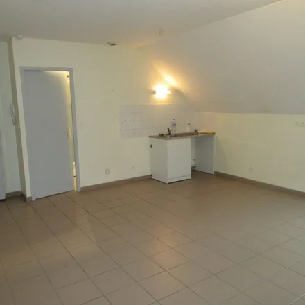 Rent this 2 bed apartment on 19 Route de Dordives in 45210 Ferrières-en-Gâtinais, France