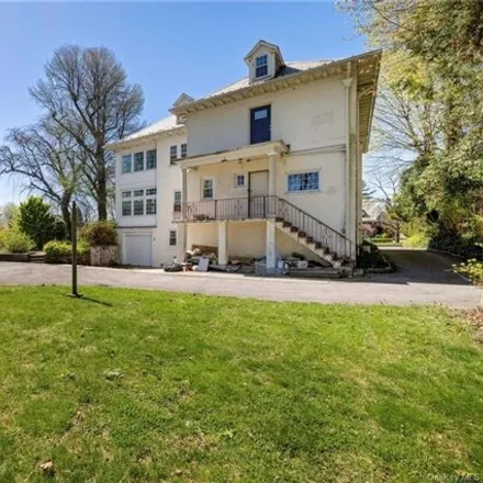 Image 3 - 131 Esplanade, Pinckney Heights, City of Mount Vernon, NY 10553, USA - House for sale