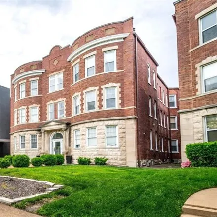 Image 3 - 4319 Lindell Boulevard, St. Louis, MO 63108, USA - Condo for sale