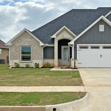 Rent this 6 bed house on 661 3rd Street in Bullard, Smith County