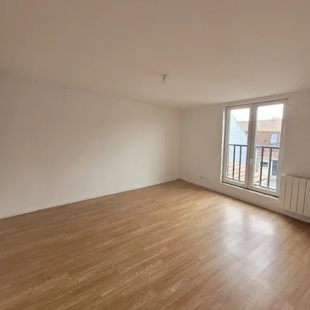 Rent this 3 bed apartment on 45 Rue Edouard Vaillant in 62800 Liévin, France