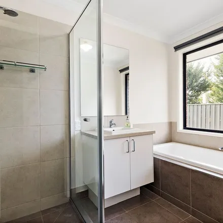 Rent this 3 bed apartment on Gaia Street in Cranbourne West VIC 3977, Australia