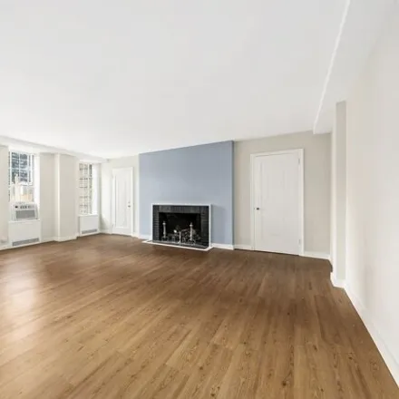Image 1 - 340 West 57th Street, New York, NY 10019, USA - Condo for sale