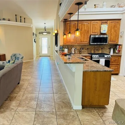 Image 8 - 2111 Via del Agua Cove, Mohave Valley, AZ 86426, USA - House for sale