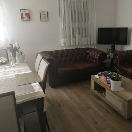 Rent this 3 bed apartment on Janssenstraße 2 in 45147 Essen, Germany