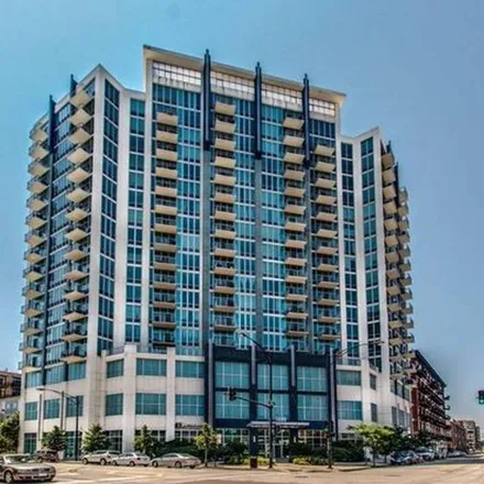 Image 1 - Lakeside Tower, 1600 South Indiana Avenue, Chicago, IL 60616, USA - Apartment for rent