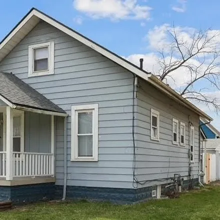 Buy this 3 bed house on 501 Clarendon Ave in Columbus, Ohio