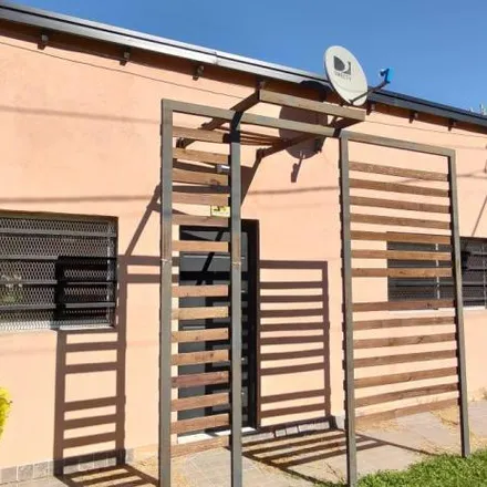 Buy this 2 bed house on Calle 428 in Partido de La Plata, Transradio