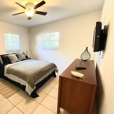 Image 7 - Tampa, FL - House for rent