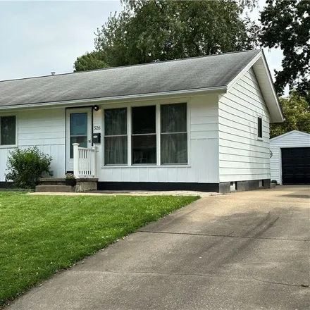 Buy this 3 bed house on 528 Grosvenor Drive Northwest in Mayflower Village, Massillon