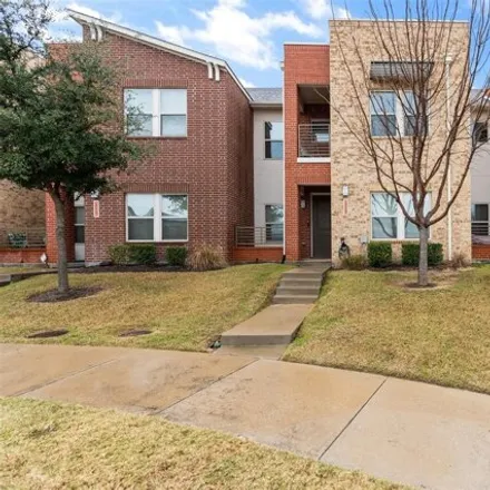 Rent this 3 bed house on 416 Tonga Street in Dallas, TX 75203