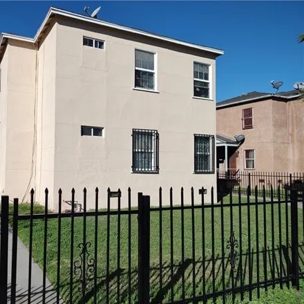 Image 1 - 6153 South Hobart Boulevard, Los Angeles, CA 90047, USA - House for sale