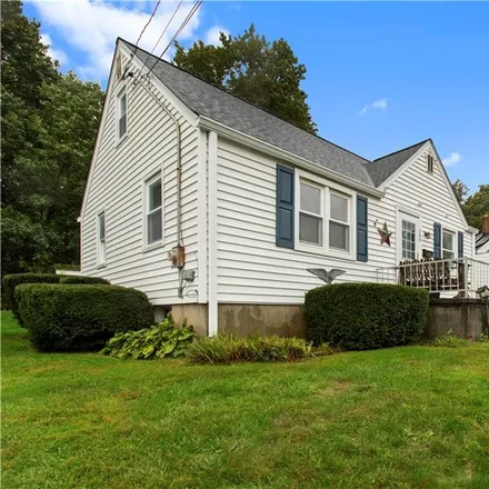 Image 3 - 388 Quinn Street, Glen Ridge, Naugatuck, CT 06770, USA - House for sale