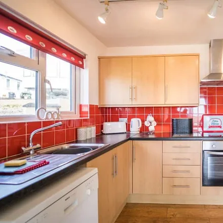 Rent this 3 bed apartment on Amroth in SA67 8NN, United Kingdom