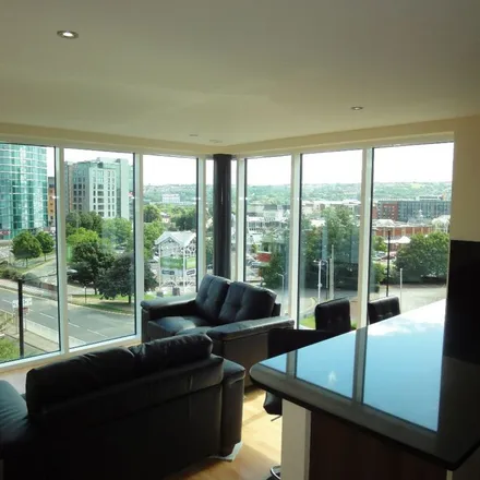 Rent this 4 bed apartment on Ecclesall Gate in Hanover Street, Sheffield