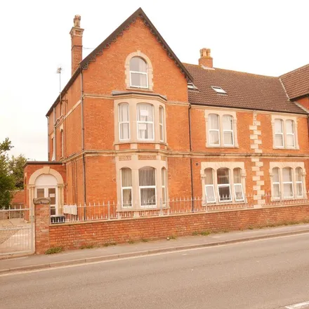 Rent this 2 bed apartment on Shelley Drive in Burnham-on-Sea, TA8 2QE