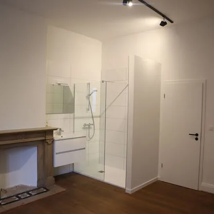 Rent this 1 bed apartment on Rue Jonfosse 12 in 4000 Liège, Belgium
