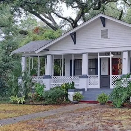 Image 1 - 744 East Railroad Street, Gulfport, MS 39501, USA - House for sale