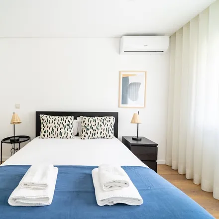 Rent this 3 bed apartment on Braga