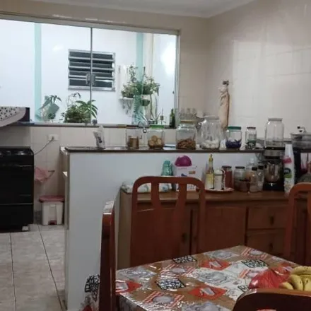 Buy this 3 bed house on Elite Rede de Ensino - Mauá in Rua Álvares Machado 373, Bocaina