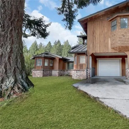 Buy this 3 bed house on 7409 Myers Road East in Bonney Lake, WA 98391