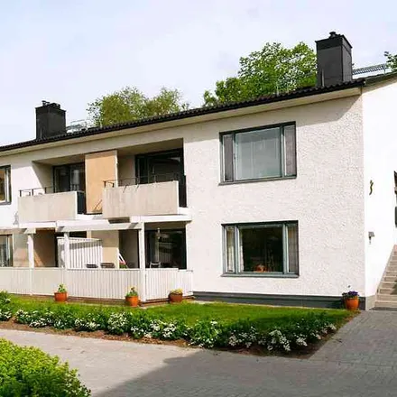Rent this 5 bed apartment on Gripgatan 5B in 582 42 Linköping, Sweden