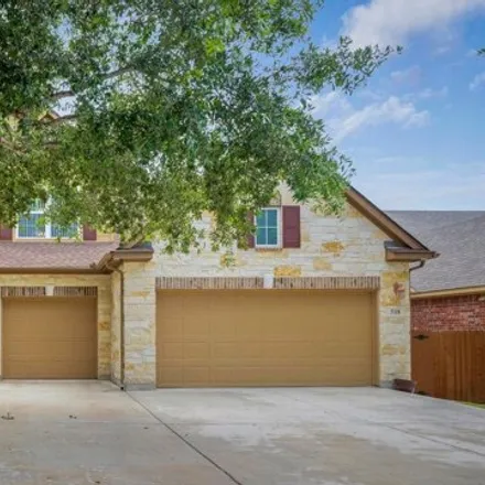 Buy this 5 bed house on 536 Oakmont Way in Cibolo, TX 78108