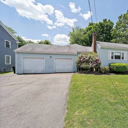 Image 3 - 71 Silver Brook Rd, Milton MA 02186 - House for sale