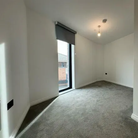 Image 9 - Arnold Clark, Springwell Street, Leeds, LS12 1AN, United Kingdom - Room for rent